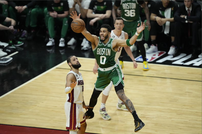 Boston Celtics Logró La Hazaña Y Emparejó La Serie Final Del Este En La Nba 8912