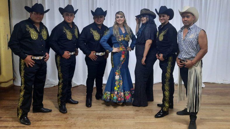 Ninoska López y sus Indomables en la Fiesta Nacional del Chivo de Malargüe (Foto Candela Altamirano).