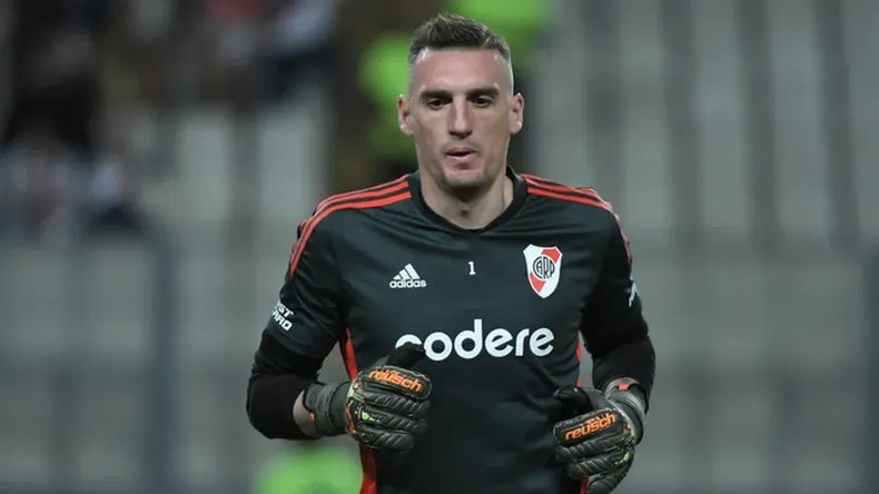 Franco Armani sigue en River.