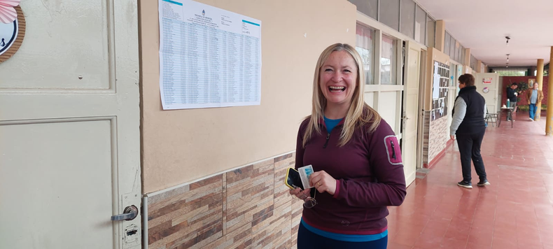 Hebe Casado ya emitió su voto en San Rafael Hebe Casado ya emitió su voto en San Rafael