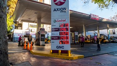 Sitio Andino | 15 de mayo 2025, estacion de servivio, aumentos, combustibles, naftas, axion.jpg