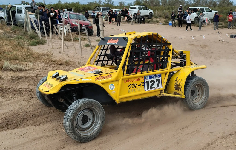 El Rally Safari volvió a rugir en Mendoza con una jornada a pura adrenalina en Santa Rosa.