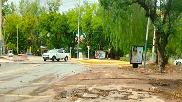 Lo que dejó la lluvia en Mendoza: árboles caídos, filtraciones de techos y casas anegadas. Imagen de archivo Lo que dejó la lluvia en Mendoza: árboles caídos, filtraciones de techos y casas anegadas. Imagen de archivo