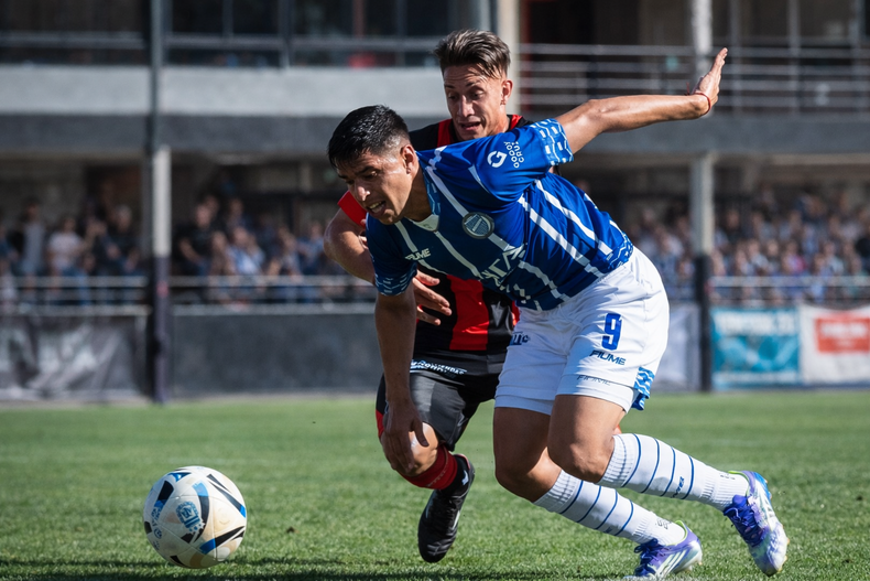 El Tomba consiguió un valedero empate.