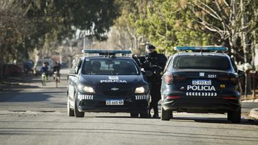 A mano armada asaltaron a dos empleados de una YPF en San Martín