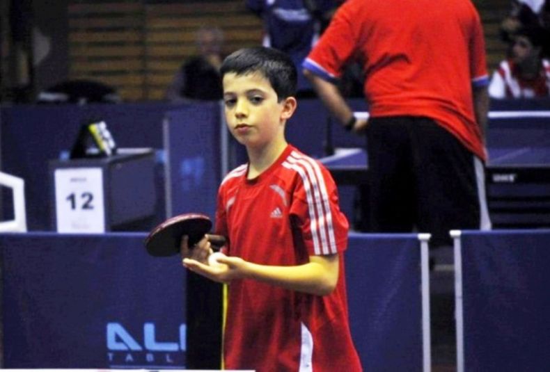15 Santiago Lorenzo. El joven y notable tenismesista sanarafaelino jugará en 3 categorías el Grand Prix Vendimia enMendoza. Viernes 13 02 15