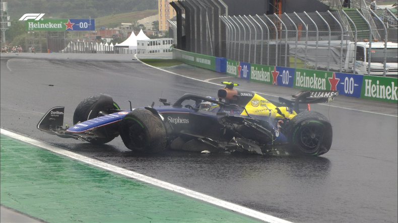 Franco Colapinto abandonó en Interlagos.