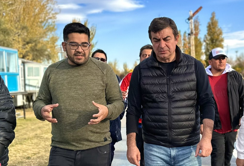 Marcos Sánchez junto a Omar De Marchi.
