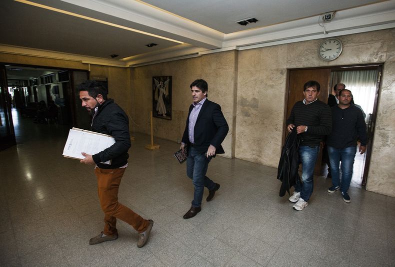 Reunión trabajadores empresa Tarcol SA, gobierno, acuerdo
