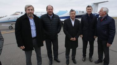 mauricio macri recorre mendoza junto a cornejo, frigerio y sanz