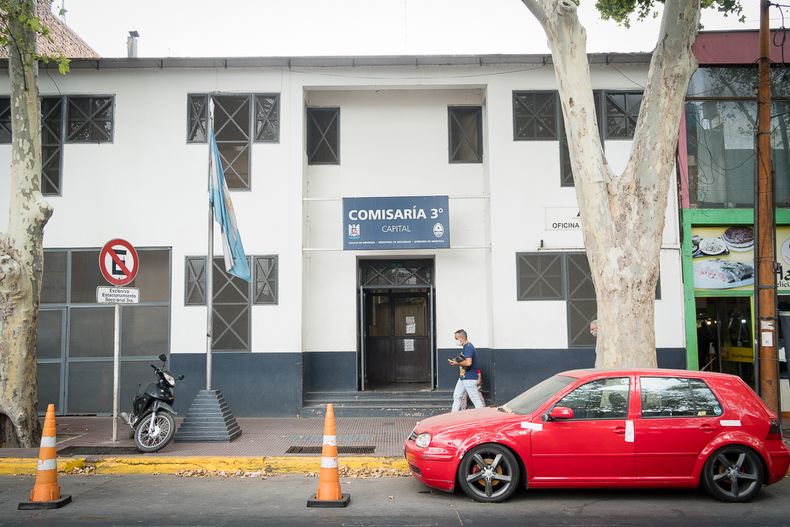 Los boqueteros quedaron detenidos en la Comisaría Tercera de Ciudad. 