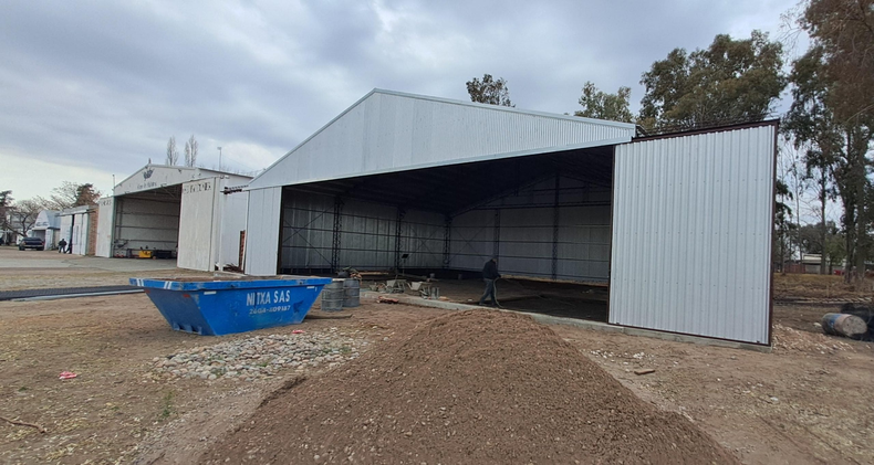Avanza la obra en el nuevo hangar.