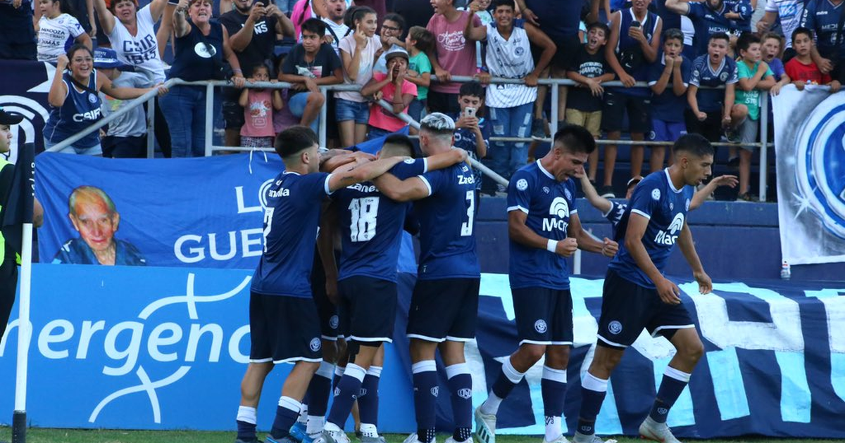 Primera Nacional: Independiente Rivadavia igualó 1-1 con Ferro Carril Oeste  y no se pudo subir a la cima