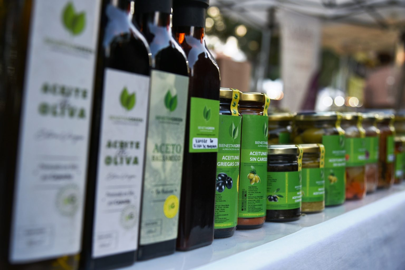 Aceite de oliva en Lavalle.
