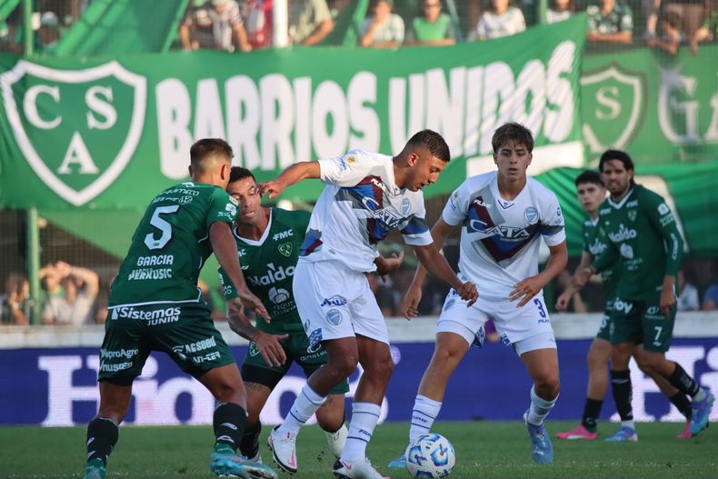 Sigue sin ganar: el Expreso no pudo abrir el marcador y se llevó un empate en Junín