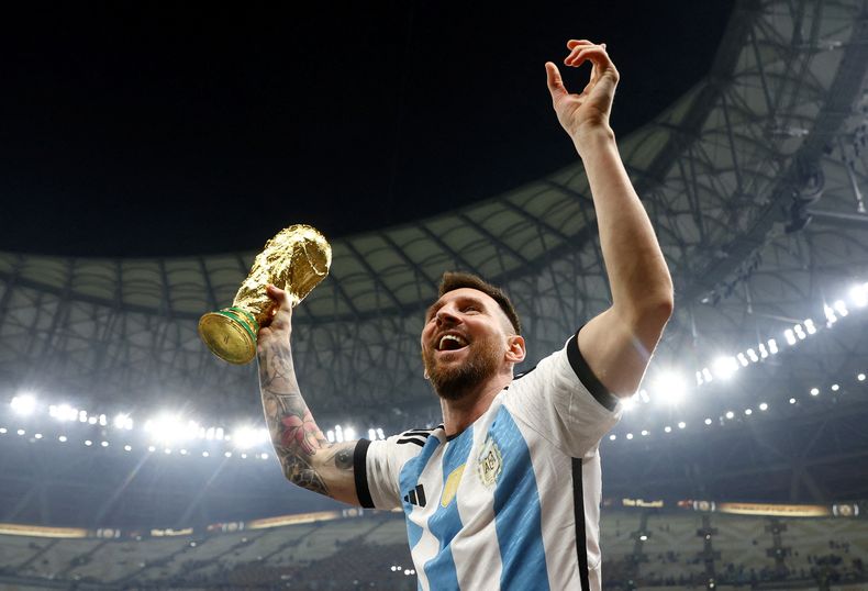  Lionel Messi festeja su primer cumpleaños como campeón del mundo