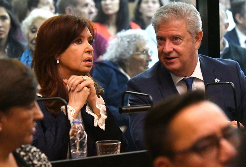 El abogado de Cristina Fernández de Kirchner apeló la decisión de la Justicia respecto a las visitas que puede recibir.