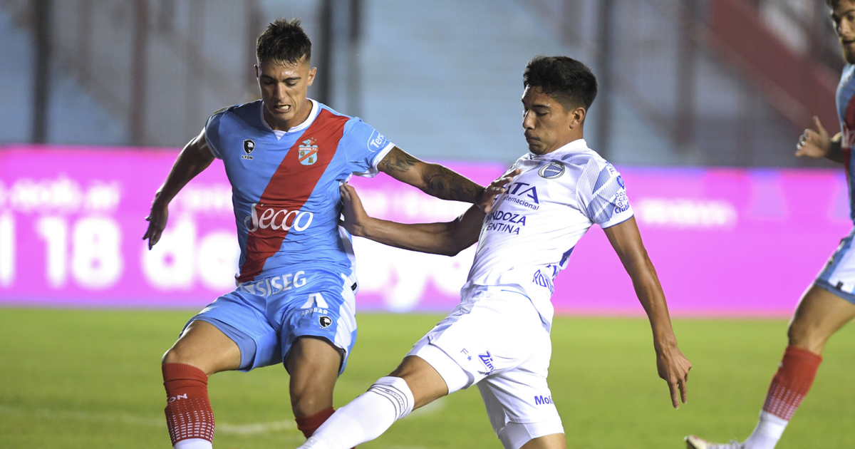 Godoy Cruz Antonio Tomba to face Soccer Club Arsenal de Sarandi in Argentine First Division match