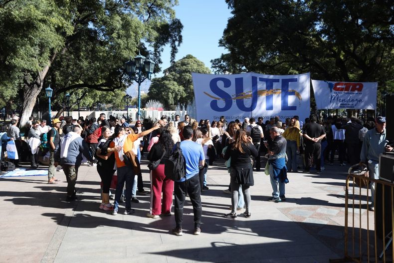 El SUTE votará en plenarios el aumento propuesto por el Gobierno.