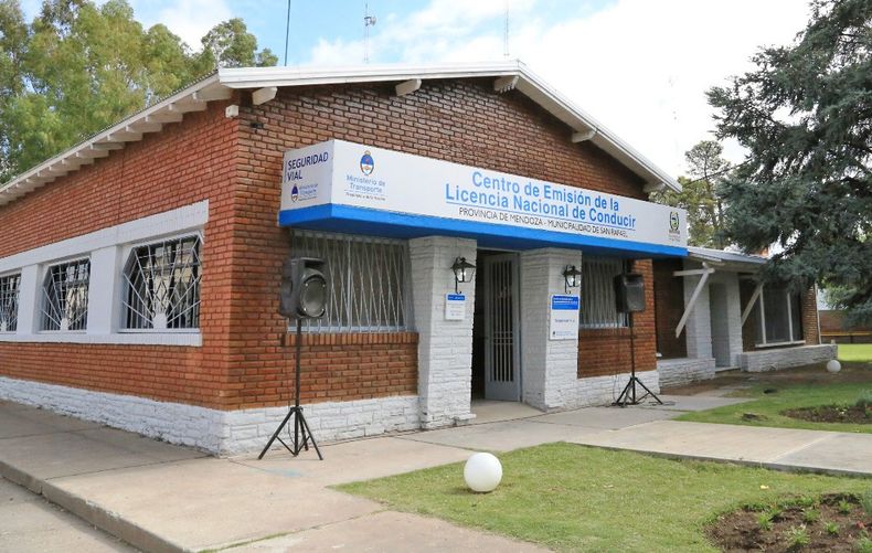 Deudores alimentarios: nueva disposici&oacute;n para la licencia de conducir