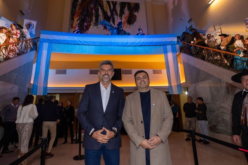 Homenaje a San Martín: Ciudad y Las Heras realizaron una Velada de Gala a sala llena