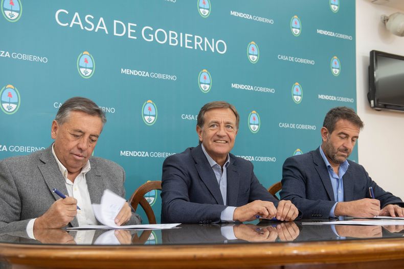 Convenio entre el Gobierno y el Departamento General de Irrigación.