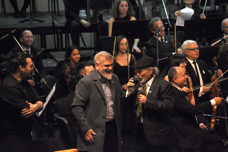 Pocho Sosa en el teatro Independencia