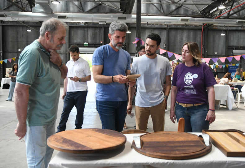Ulpiano Suarez presente en la Nave Cultural.