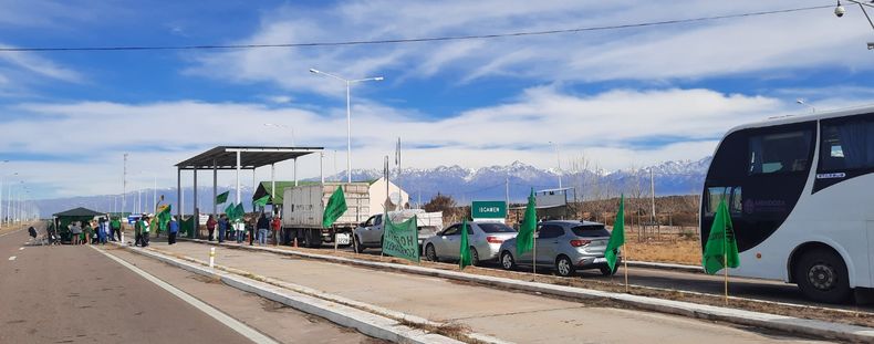 Largas demoras en el ingreso al Valle de Uco