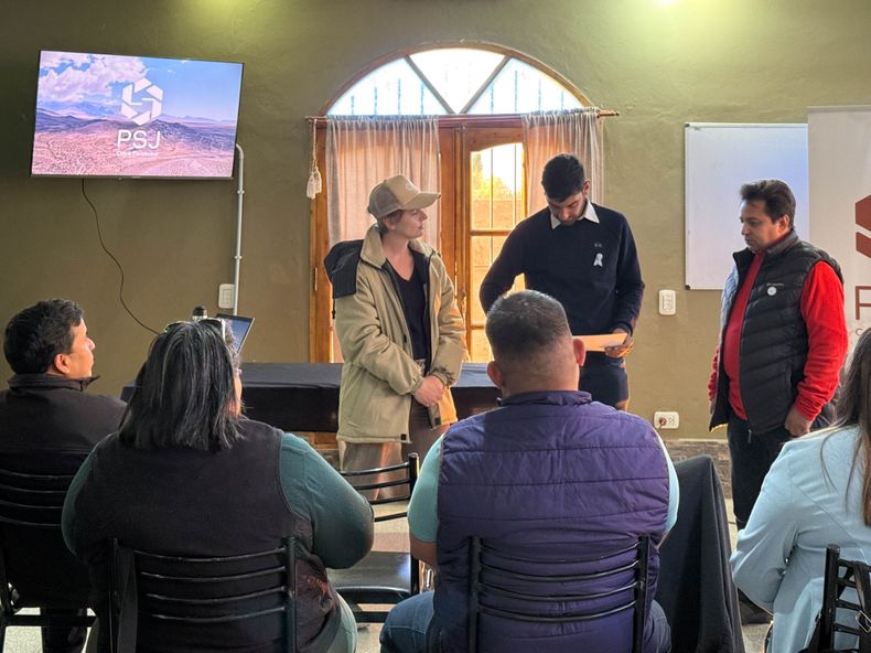 PSJ Cobre Mendocino inició talleres participativos en Uspallata junto a proveedores mineros