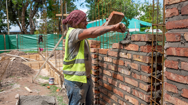 Obra en construcción del Jardín Maternal en Rivadavia.