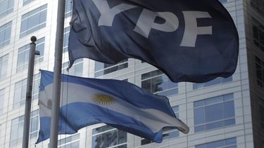 YPF pierde con la devaluación del peso