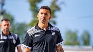 El DT dirigió 24 partidos en el banco del Mensana. El DT dirigió 24 partidos en el banco del Mensana.