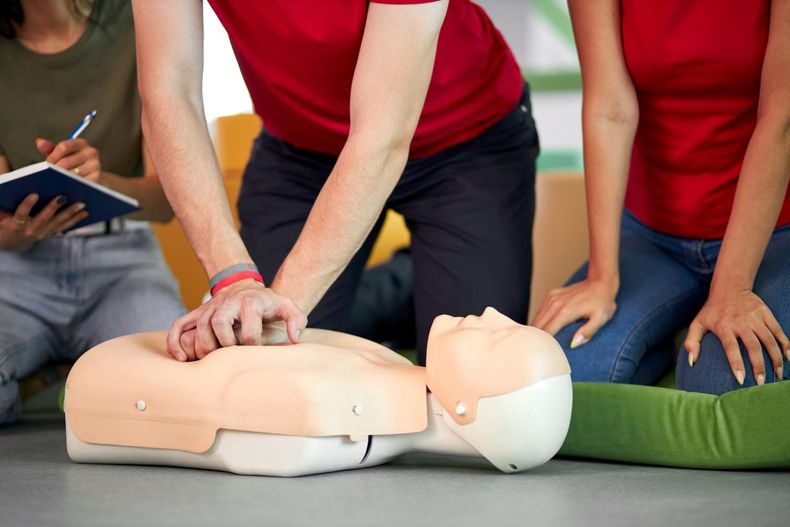Reanimación cardiopulmonar en Tupungato. Reanimación cardiopulmonar en Tupungato.