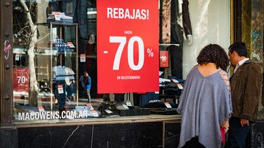 Según la CAME, las ventas minoristas pyme cayeron 7,3% anual en abril.