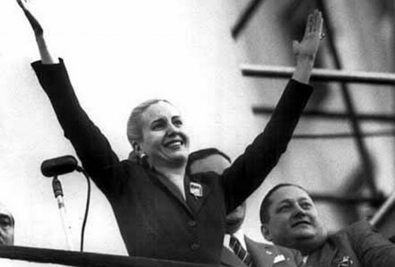 EVA PERON ACTO CGT 1952 resize