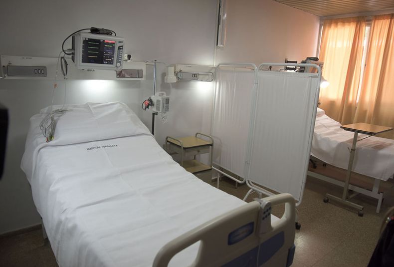 ministra de Salud, Desarrollo Social y Deportes, Ana María Nadal, participó del operativo ginecológico que se realiza en el Hospital Chrabalowski de Uspallata