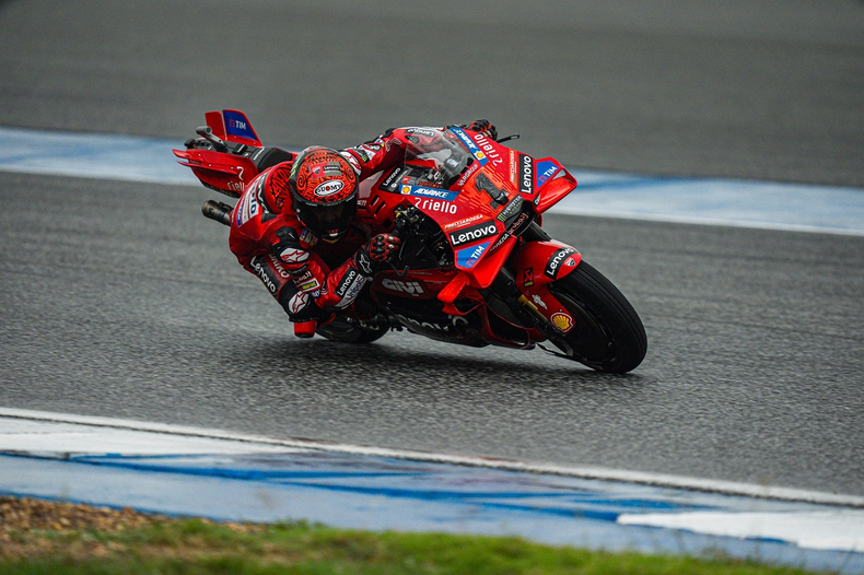 Francesco Bagnaia quedó cerca del líder.