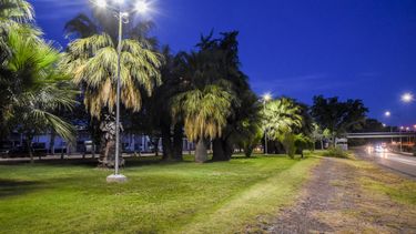 Sitio Andino | Luminarias en el parque sur y norte del Acceso Este 2