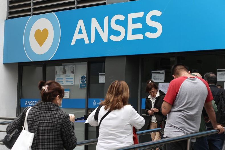 ANSES: quiénes cobran este martes 25 de agosto de 2026