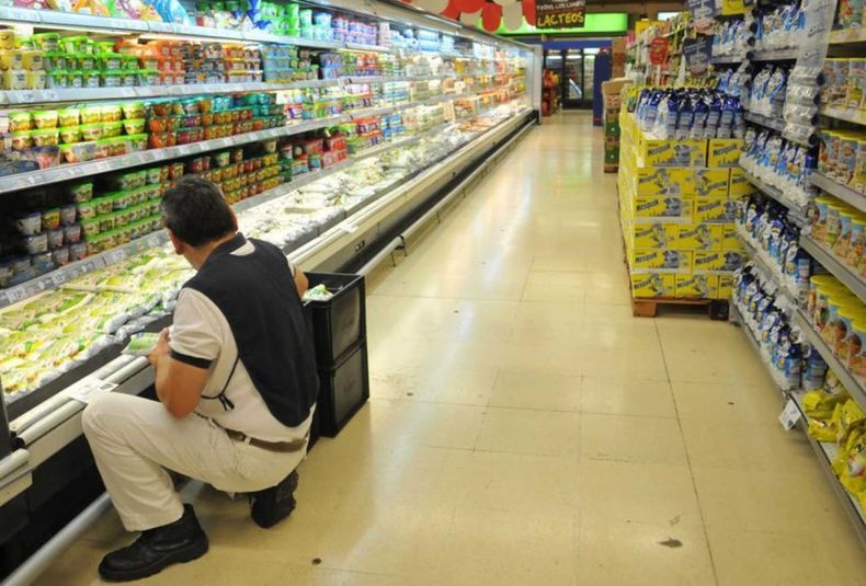 El consumo no despega: enero de 2026 cerró con una caída interanual del 0,8%