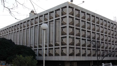 Permaneció atrincherada por más de una hora Permaneció atrincherada por más de una hora