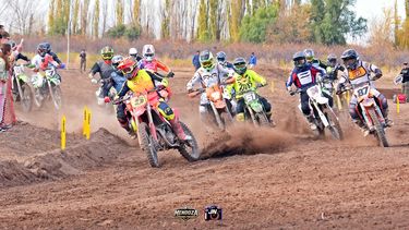 Pilotos de cinco provincias participaron de la tercera fecha del Campeonato Mendocino de Motocross 2026 en San Rafael Pilotos de cinco provincias participaron de la tercera fecha del Campeonato Mendocino de Motocross 2026 en San Rafael