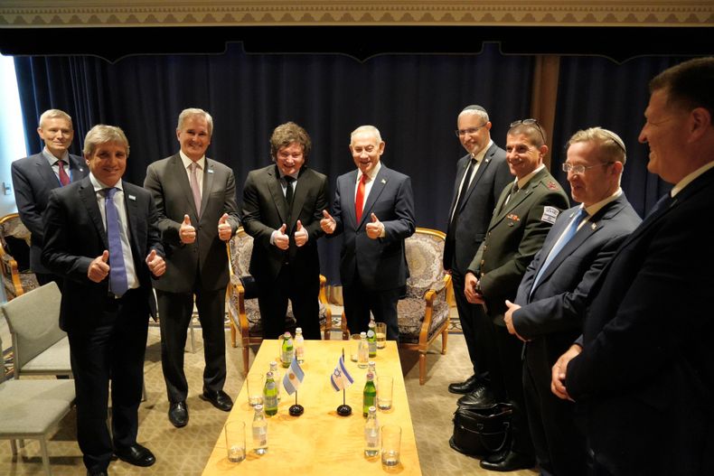 El mandatario argentino cerró su paso por Estados Unidos con un encuentro con el israelí.