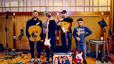 Flanes y un toque junto a Chancho Va en la Nave Cultural Mendoza.