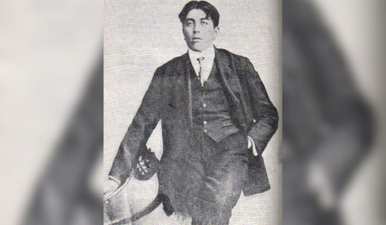 Día del Canillita en Argentina: en recuerdo a la muerte del escritor Florencio Sánchez.