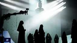 Escándalo: ópera Sancta provoca vómitos y desmayos por sus escenas explícitas de sexo y violencia.