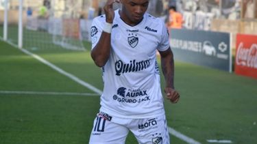quilmes derroto a san martin de tucuman y esta en 16avos de final de copa argentina