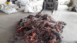 Secuestran 450 kilos de fibra de cobre robados en Godoy Cruz