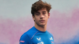 Franco Colapinto y Pierre Gasly presentaron la nueva indumentaria de Alpine para la temporada 2026.